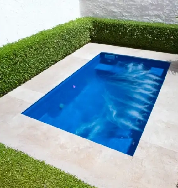 Bastia Spa / 3.2m x 2m